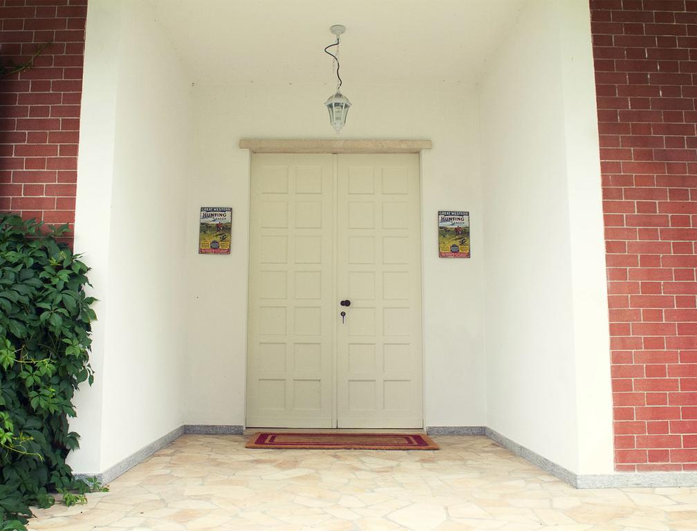 B&B "La Riviera" Arignano Exterior foto