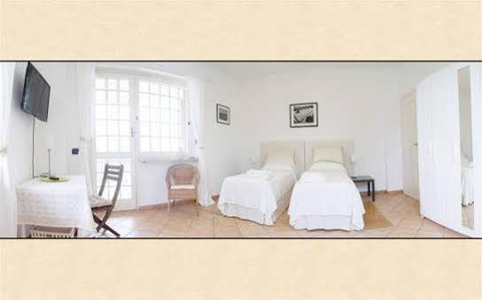 B&B "La Riviera" Arignano Exterior foto